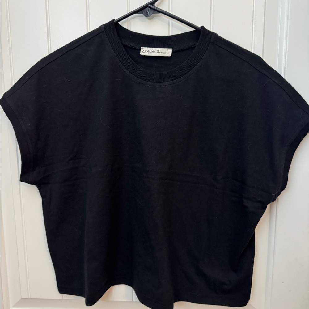 Zenana Outfitters Black Short Sleeve Tee women’s medium c